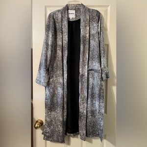 BB Dakota Duster in Gray/Black Size S
